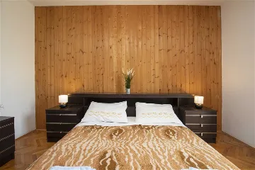 4-Bedroom Sea View Apartment in Šibenik