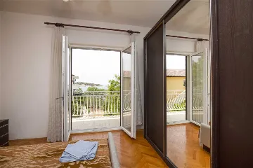 4-Bedroom Sea View Apartment in Šibenik