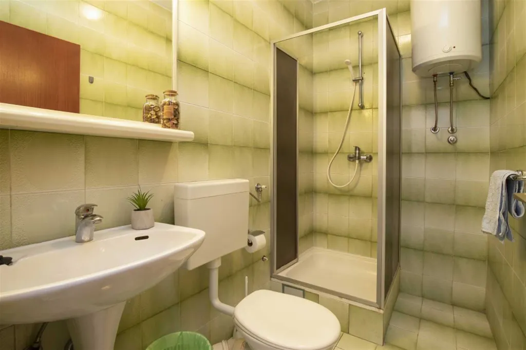 4-Bedroom Sea View Apartment in Šibenik