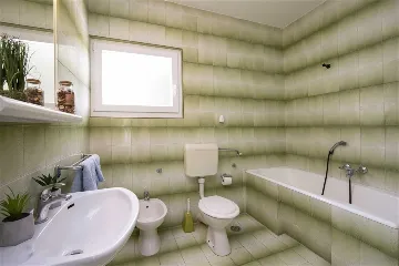 4-Bedroom Sea View Apartment in Šibenik