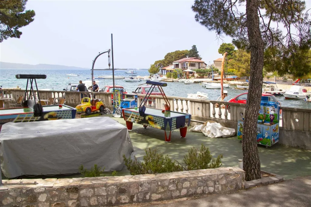 4-Bedroom Sea View Apartment in Šibenik