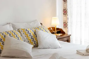 Three-Bedroom Apartment with Pool in Pakoštane