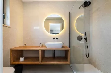 8-Guest Villa with Pool in Seline