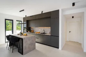 8-Guest Villa with Pool in Seline