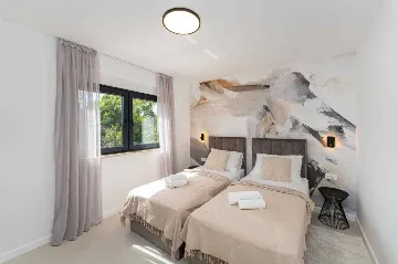 8-Guest Villa with Pool in Seline