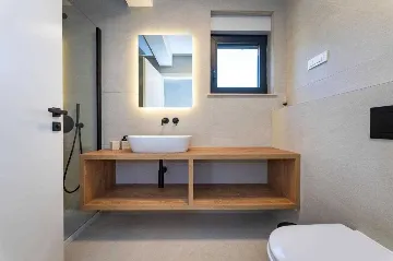 8-Guest Villa with Pool in Seline