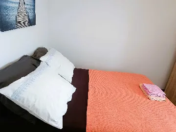 Comfort Retreat Apartment with Parking Vir