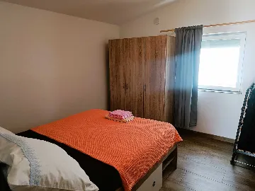 Comfort Retreat Apartment with Parking Vir