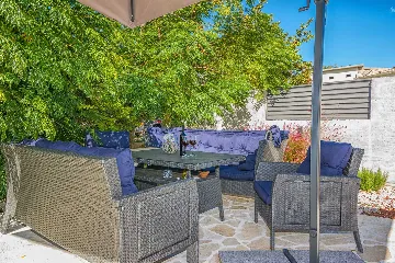 Holiday House in Smilčić for 8 with Private Pool & Sauna