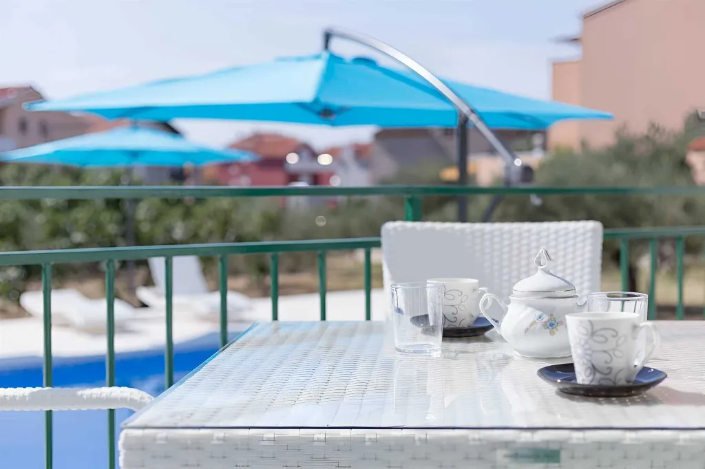 Apartment in Vodice with Shared Outdoor Pool
