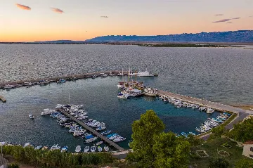 Apartment in Nin for up to 5 Guests