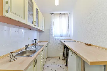 Apartment in Nin for up to 5 Guests