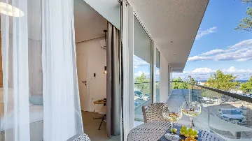 4-Bedroom Villa in Vrboska with Heated Pools