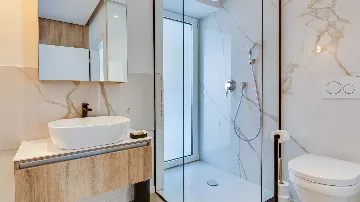 4-Bedroom Villa in Vrboska with Heated Pools