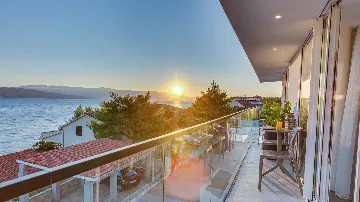 4-Bedroom Villa in Vrboska with Heated Pools