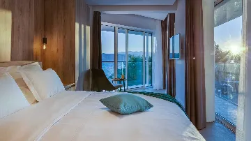 4-Bedroom Villa in Vrboska with Heated Pools