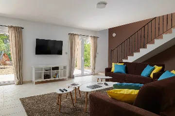 4-Bedroom Villa in Rudina with Swimming Pool