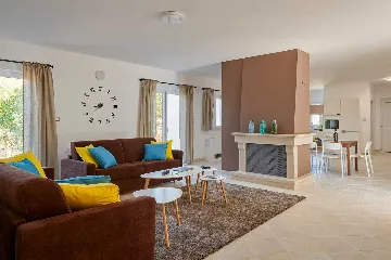 4-Bedroom Villa in Rudina with Swimming Pool