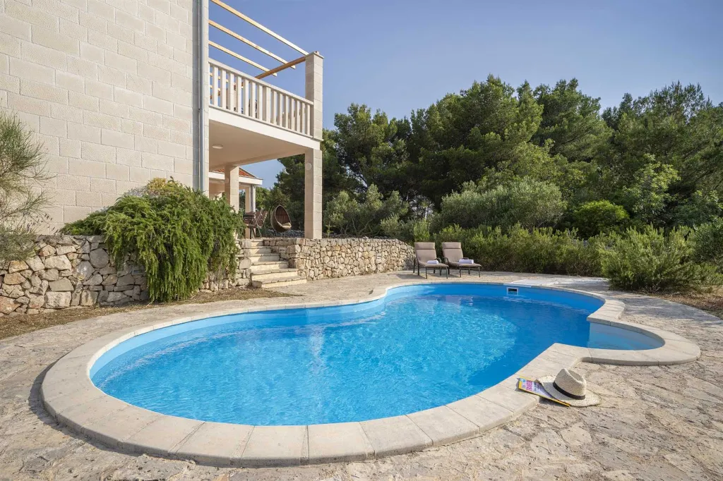 Villa in Rudina, Croatia with Swimming Pool