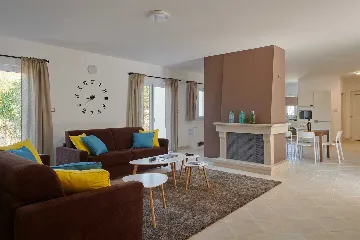 Rudina Villa with Private 10 x 3 m Pool, 8-10