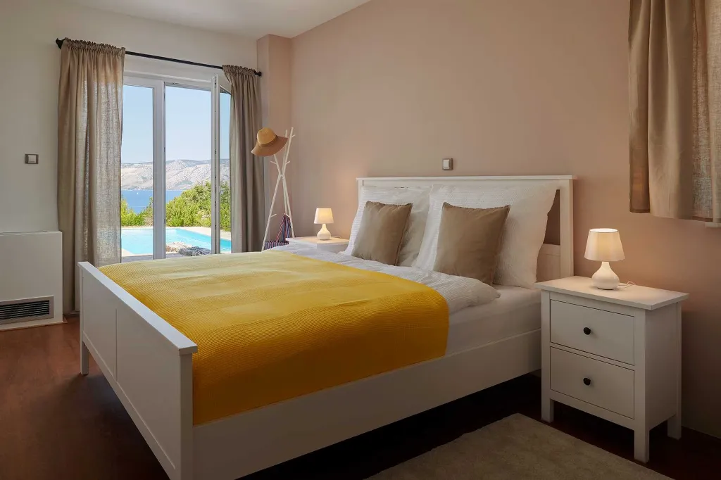 Villa with Swimming Pool in Rudina for 8 Guests