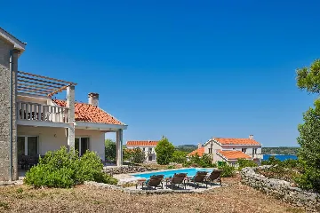 Villa with Swimming Pool in Rudina for 8 Guests