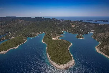 Villa with Swimming Pool in Rudina for 8 Guests