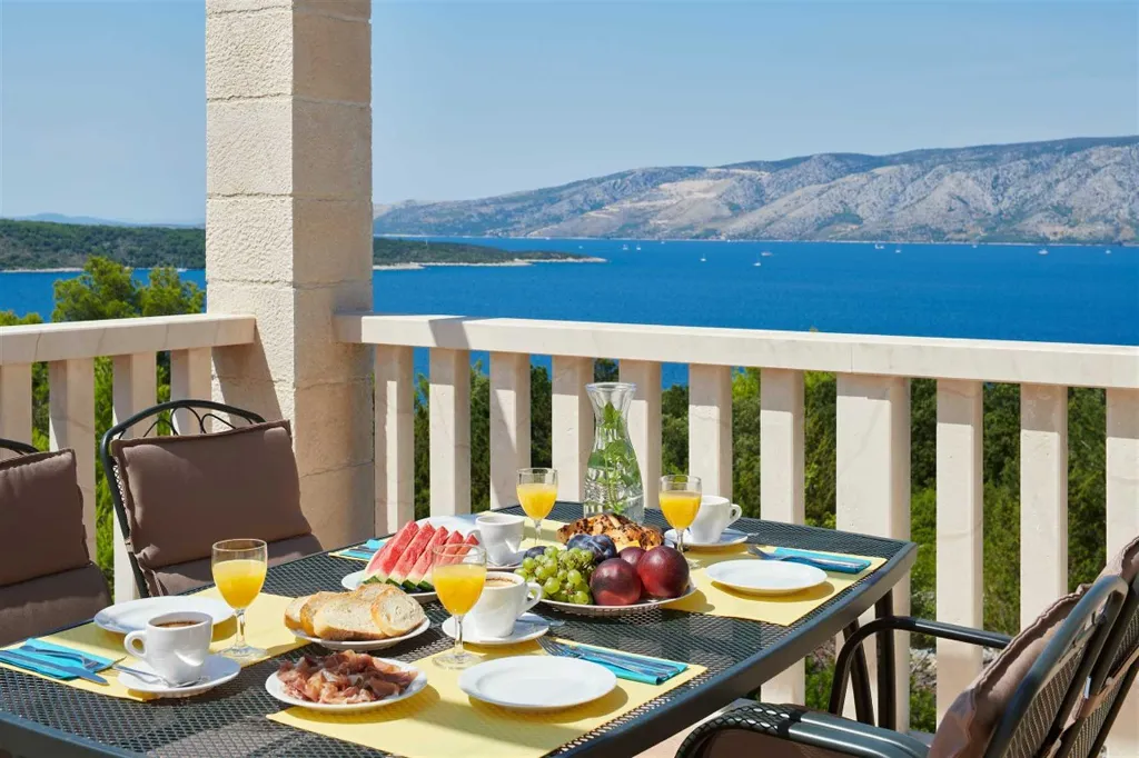 Villa with Swimming Pool in Rudina for 8 Guests