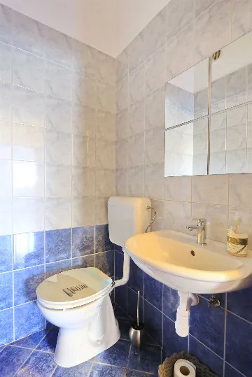 Privlaka 2-Bedroom Apartment for Up to 6 Guests