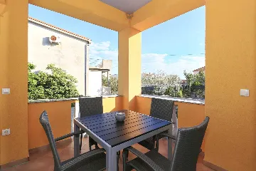 Privlaka 2-Bedroom Apartment for Up to 6 Guests