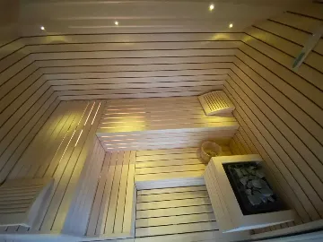 Heated Infinity Pool Stone Villa for 12 in Jesenice