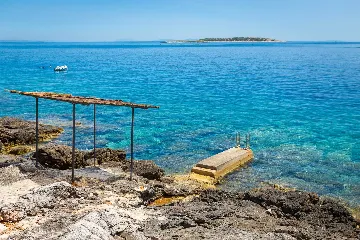 5-Bedroom Villa in Vis with Heated Seawater Pool