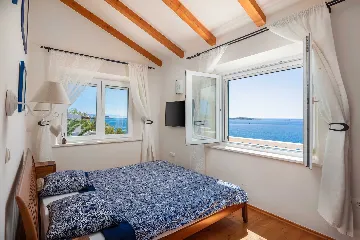 5-Bedroom Villa in Vis with Heated Seawater Pool