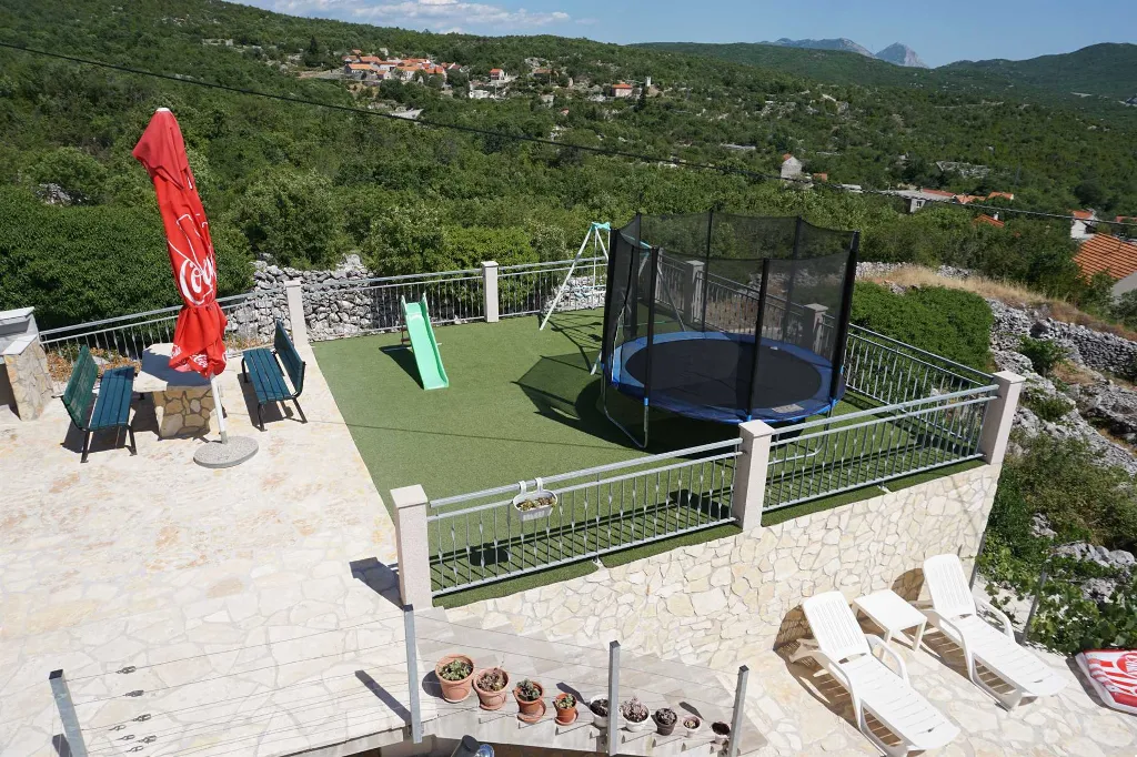 Zagvozd Holiday House with Private Pool