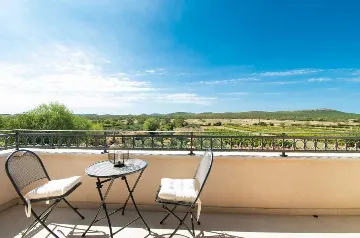 3-Bedroom Villa in Budak with Swimming Pool