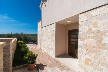 3-Bedroom Villa in Budak with Swimming Pool