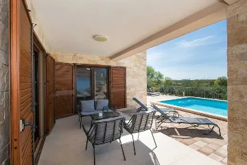 3-Bedroom Villa in Budak with Swimming Pool