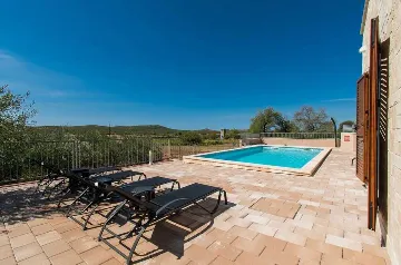 3-Bedroom Villa in Budak with Swimming Pool