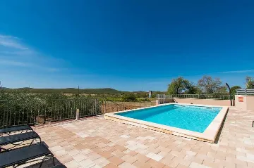 3-Bedroom Villa in Budak with Swimming Pool