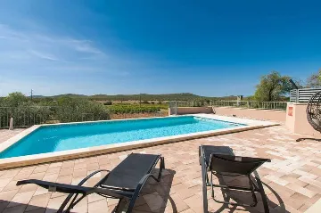 3-Bedroom Villa in Budak with Swimming Pool