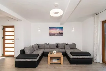 3-Bedroom Villa in Budak with Swimming Pool