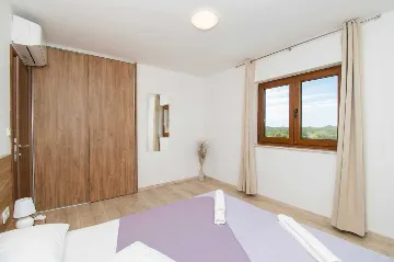 3-Bedroom Villa in Budak with Swimming Pool