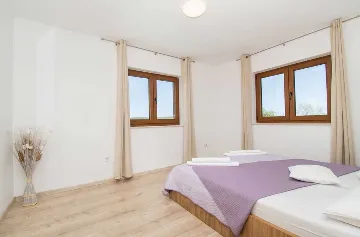 3-Bedroom Villa in Budak with Swimming Pool