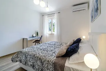 6-Bedroom Villa in Splitska with Pool & Sea View