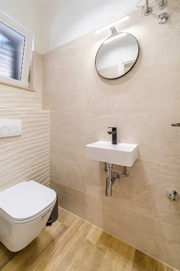 6-Bedroom Villa in Splitska with Pool & Sea View