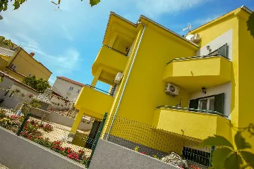 Studio Apartment in Pirovac for 2 Guests