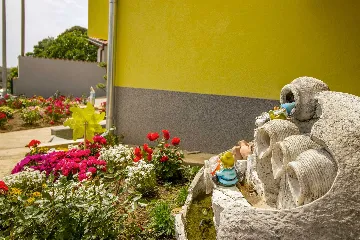 Studio Apartment in Pirovac for 2 Guests