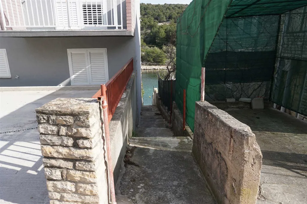 Studio Apartment in Pirovac for 2 Guests