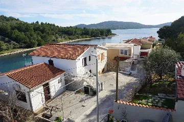 Studio Apartment in Pirovac for 2 Guests