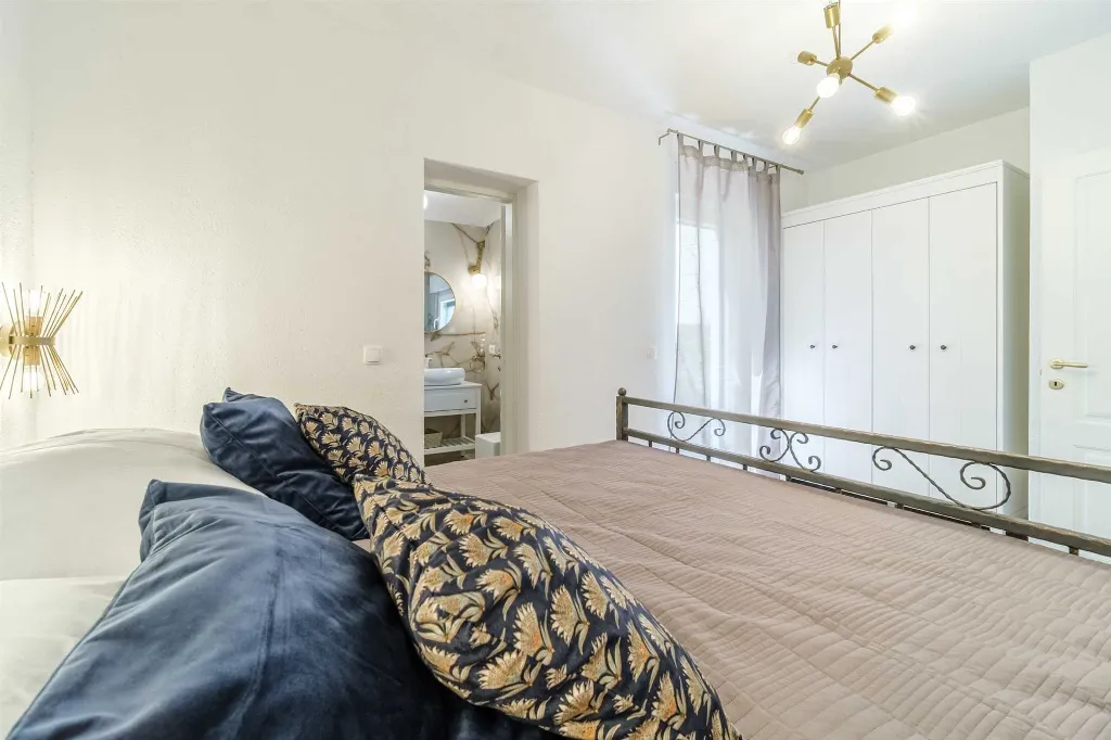 Supetar 2-Bedroom Holiday House with Heated Pool